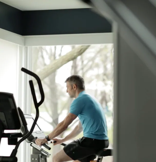Telling the story of a new, cutting-edge product line, inspiring consumers to “bring fitness home.”